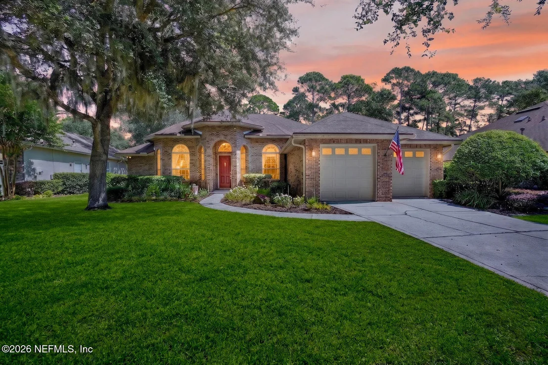 Photo of 832 RILEY Lane