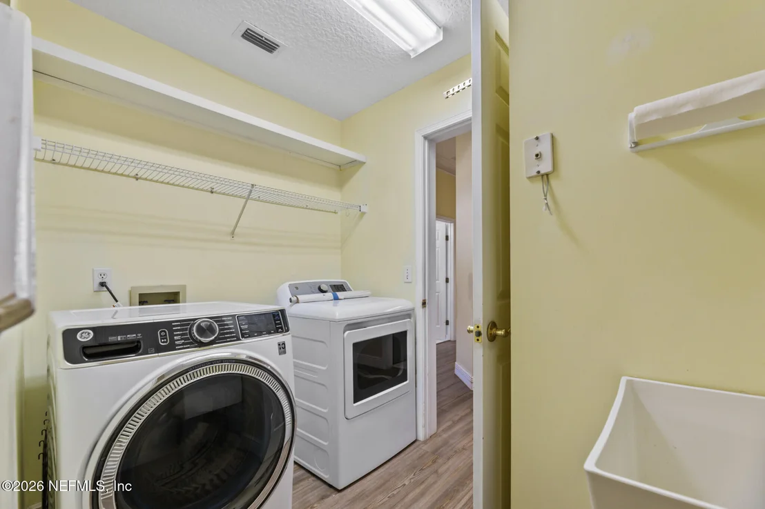 Photo of 108 SHELL BLUFF Court