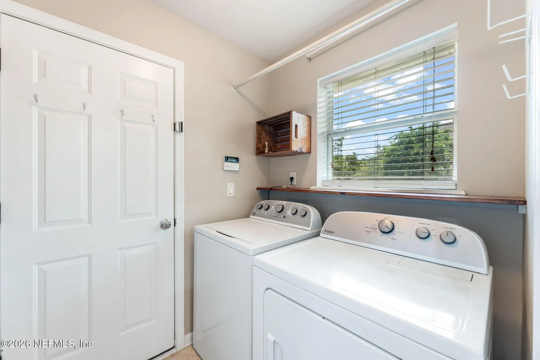 Photo of 464 JOHNS CREEK Parkway