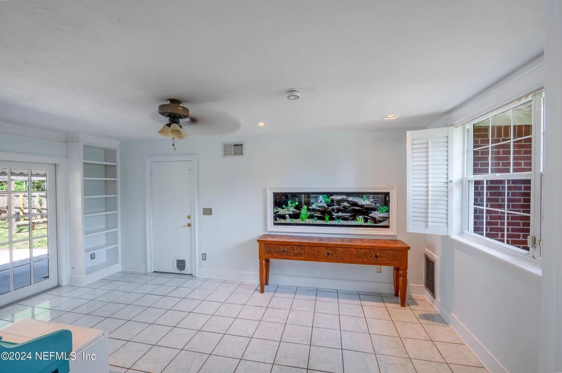 Photo of 8056 CATAWBA Drive