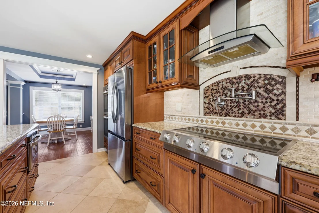 Photo of 7645 OAK FOREST Road