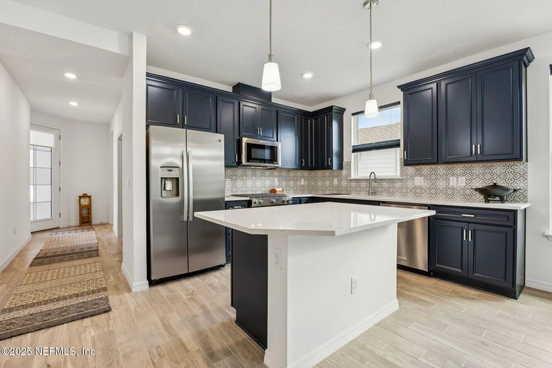 Photo of 564 JUBILEE Circle