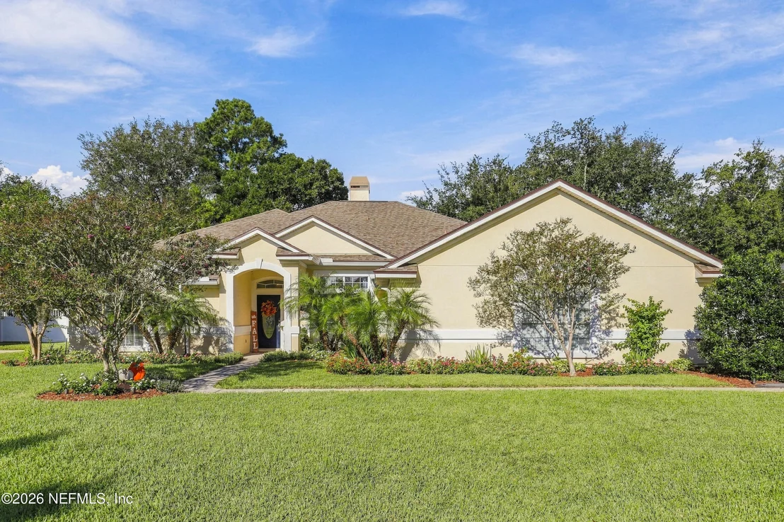 Photo of 424 HUCKLEBERRY Trail