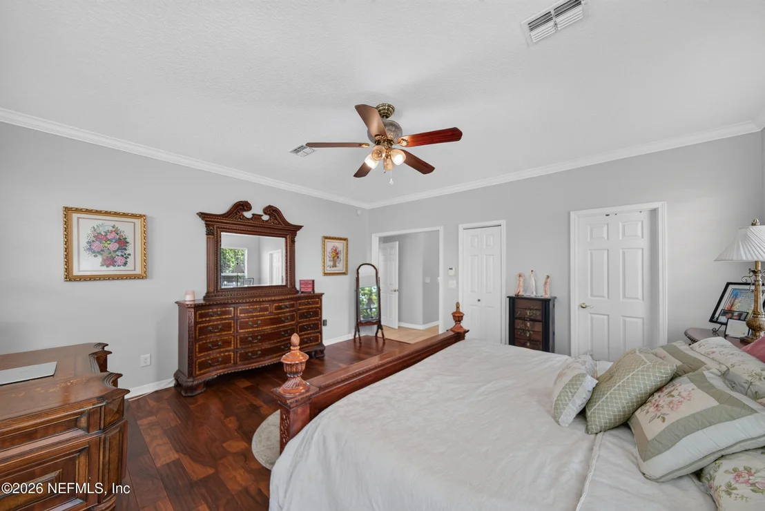 Photo of 1045 CEDAR BAY Road