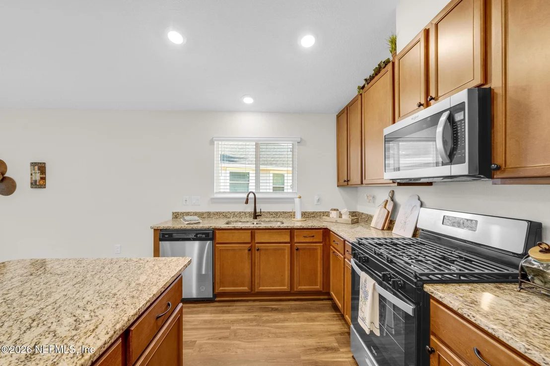 Photo of 10914 STAPLETON Drive