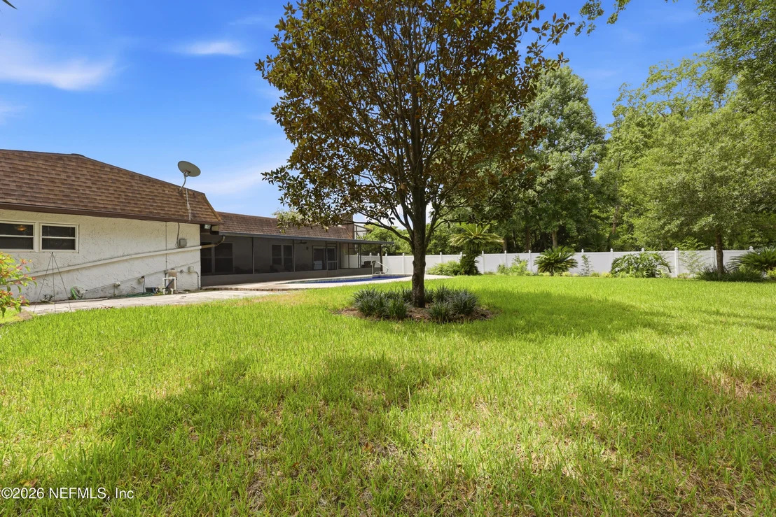 Photo of 6151 GRAYLING Drive