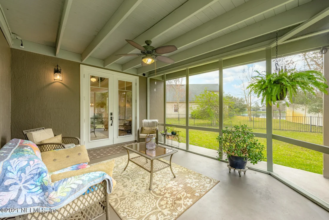 Photo of 214 PLAZA DEL RIO Drive