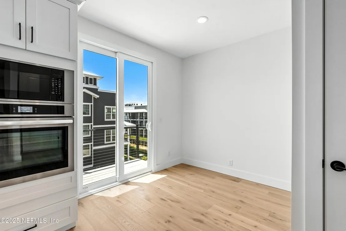 Photo of 45 CORTEZ Avenue