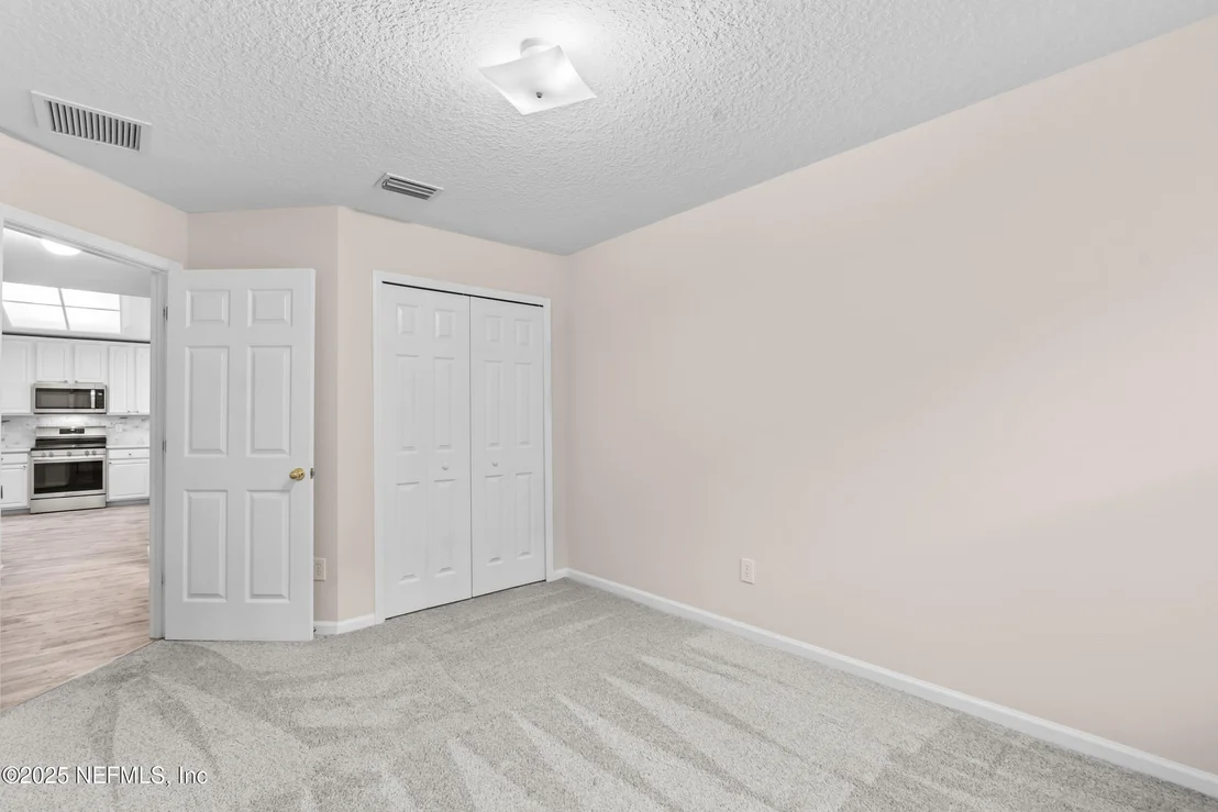 Photo of 648 E TROPICAL TRACE
