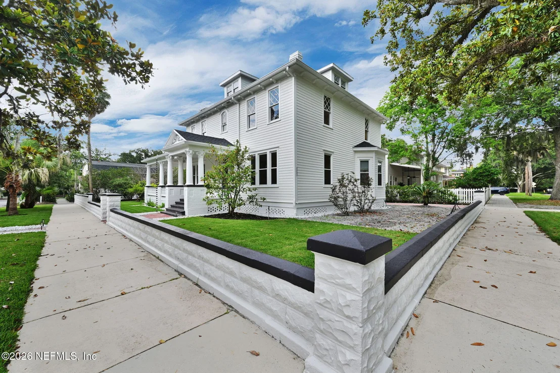 Photo of 3002 RIVERSIDE Avenue