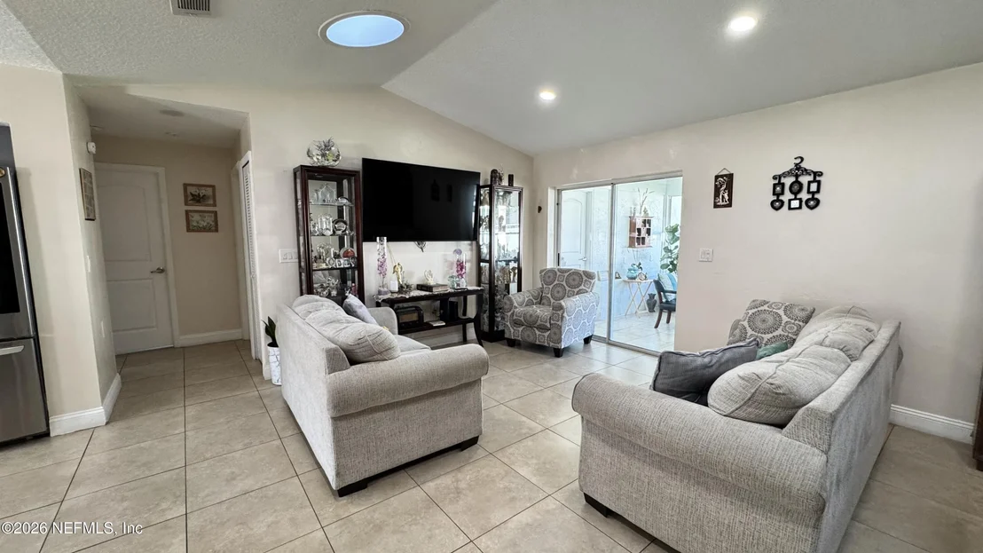 Photo of 8 WHIPPOORWILL Drive