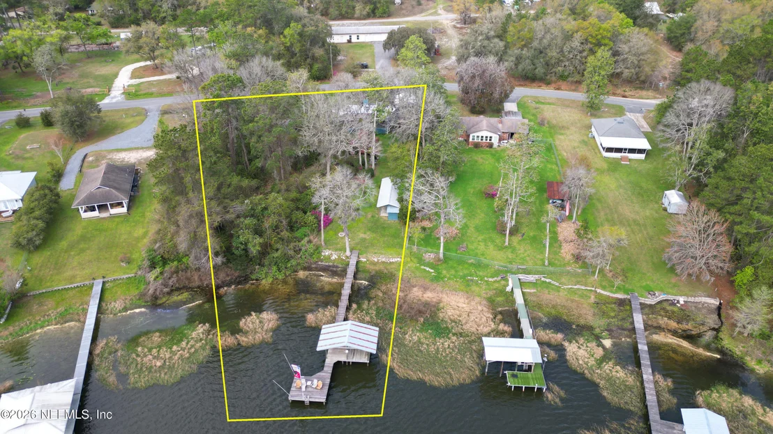 Photo of 176 LAKE Drive