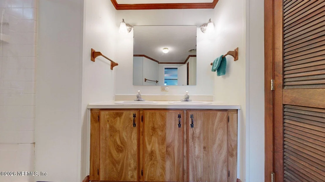 Photo of 160 MOONLITE Drive