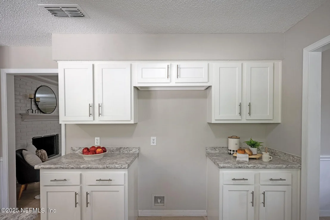 Photo of 2576 BOTTOMRIDGE Drive