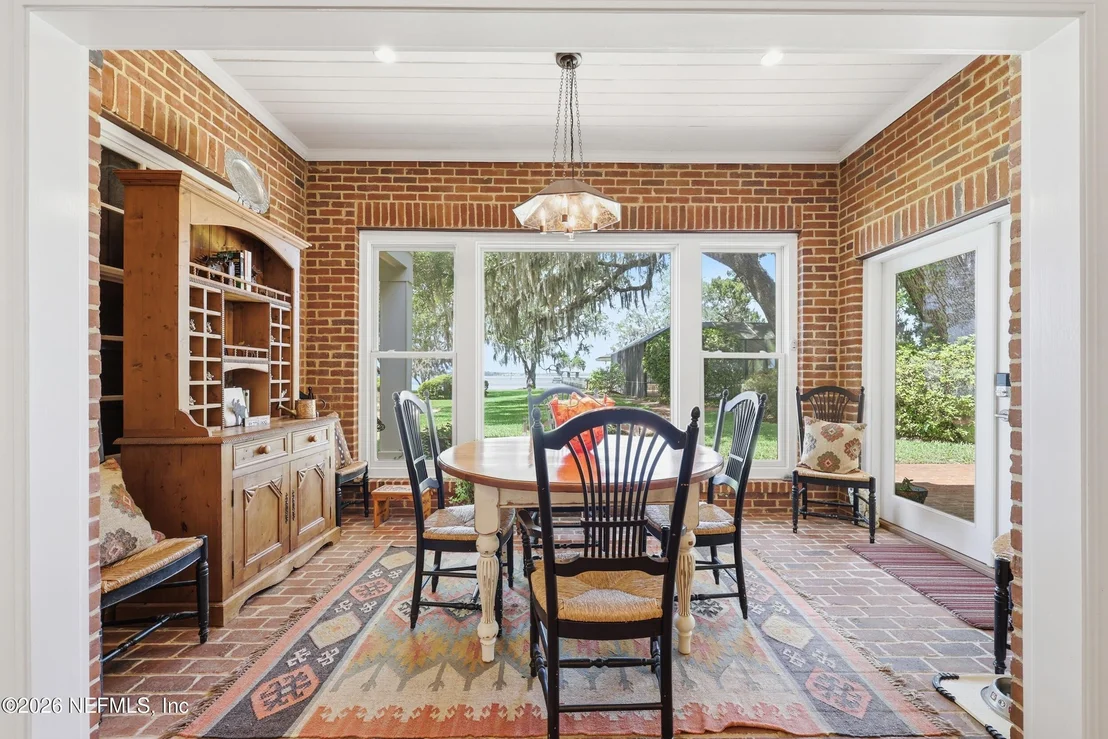 Photo of 13200 MANDARIN Road