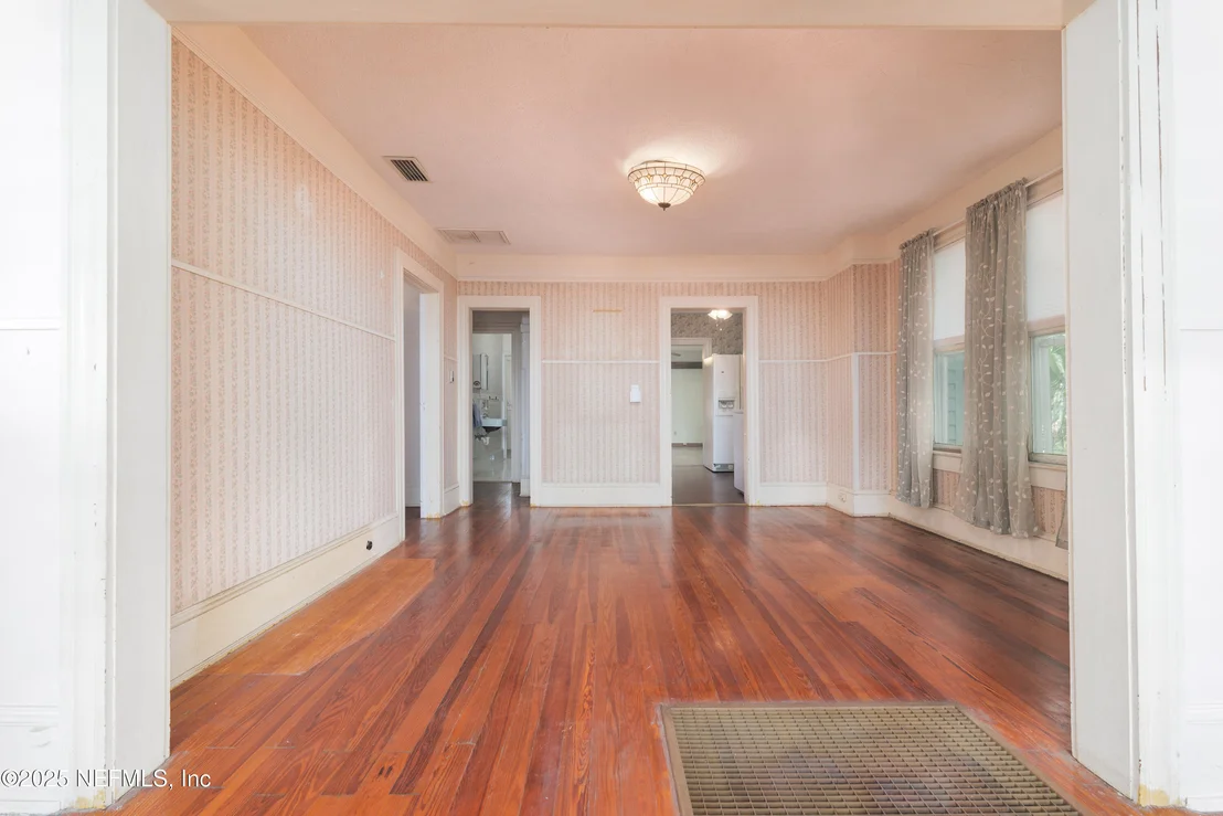 Photo of 4 FLETCHER Lane