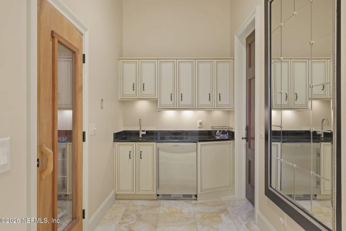 Photo of 24733 HARBOUR VIEW Drive