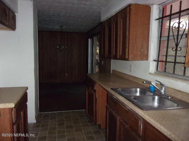 Photo of 9042 SIBBALD Road