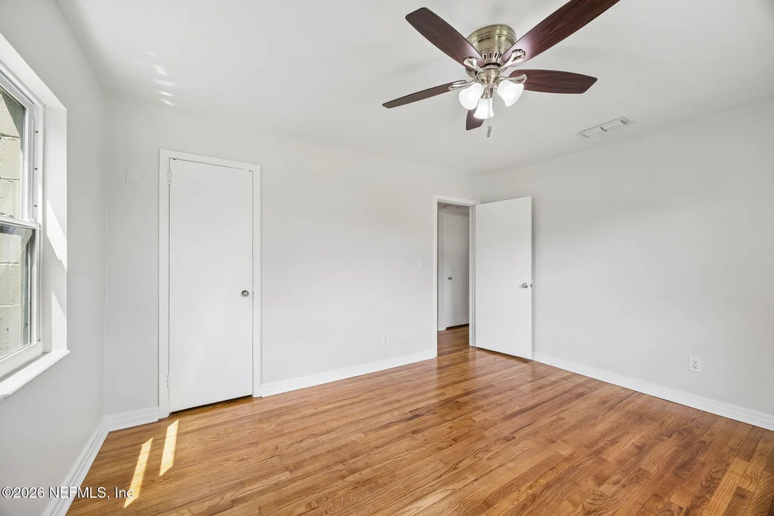 Photo of 2436 ORMSBY Circle E