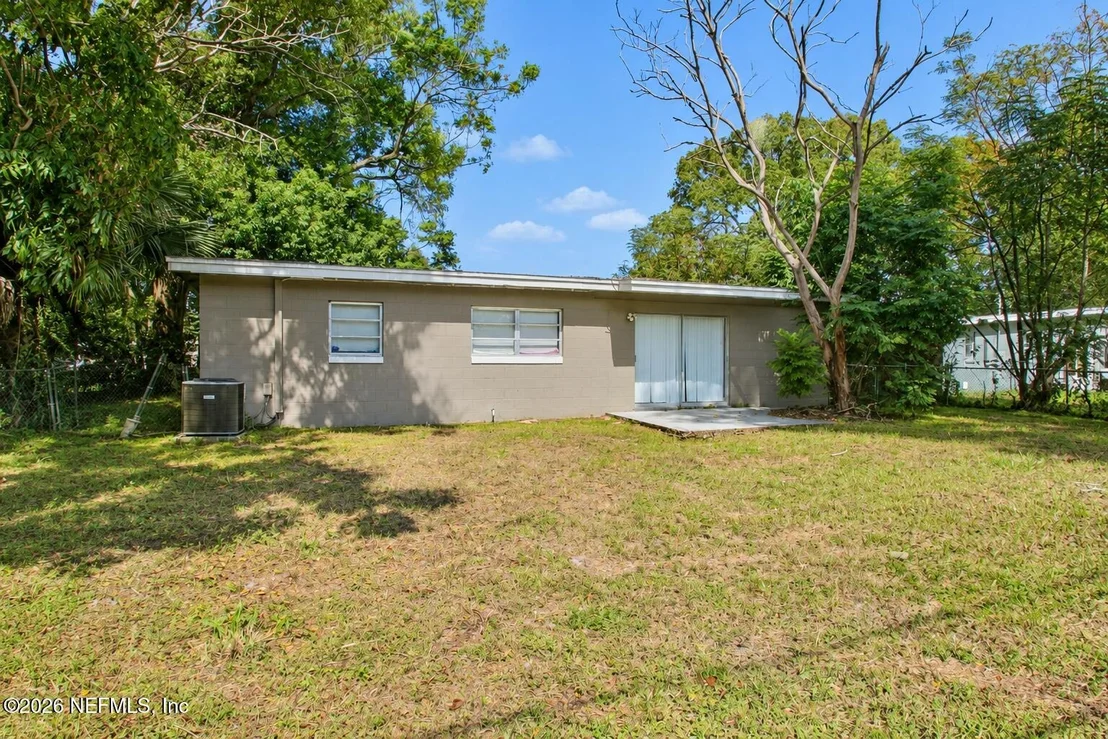 Photo of 6116 PERRINE Drive