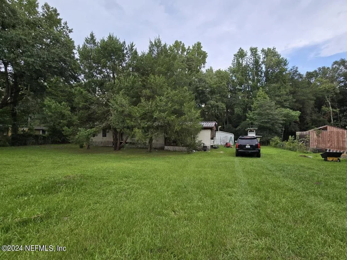 Photo of 8239 PLUMMER Road