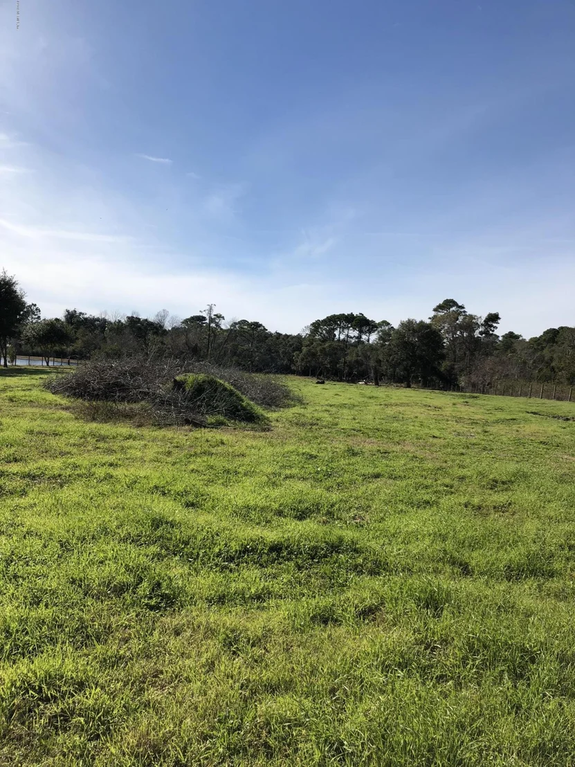 Photo of 13078 SAWPIT Road