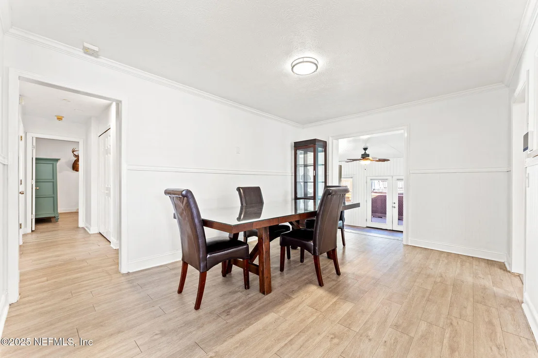 Photo of 8871 MANSON Circle