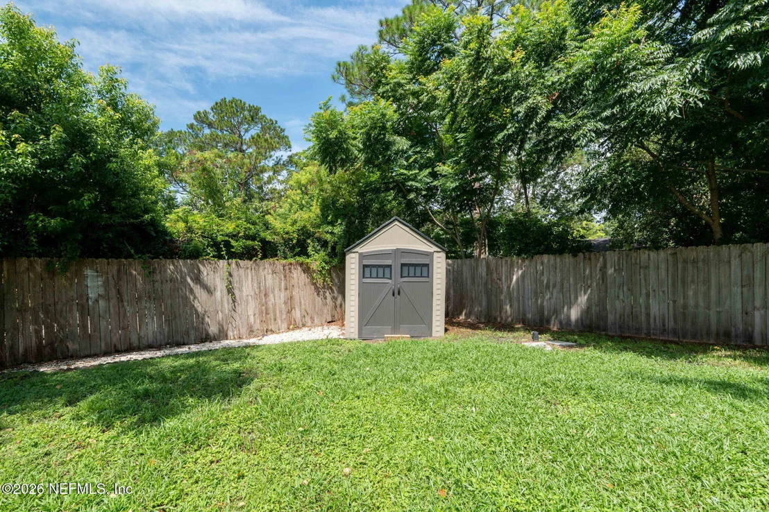 Photo of 3333 PICADILLY Lane