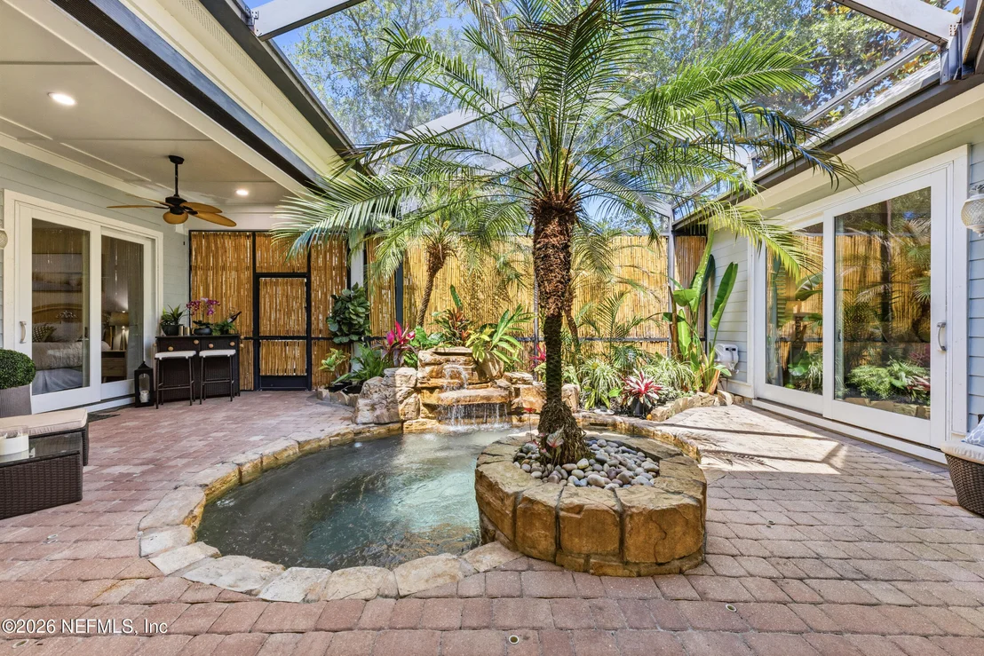 Photo of 120 ISTORIA Drive