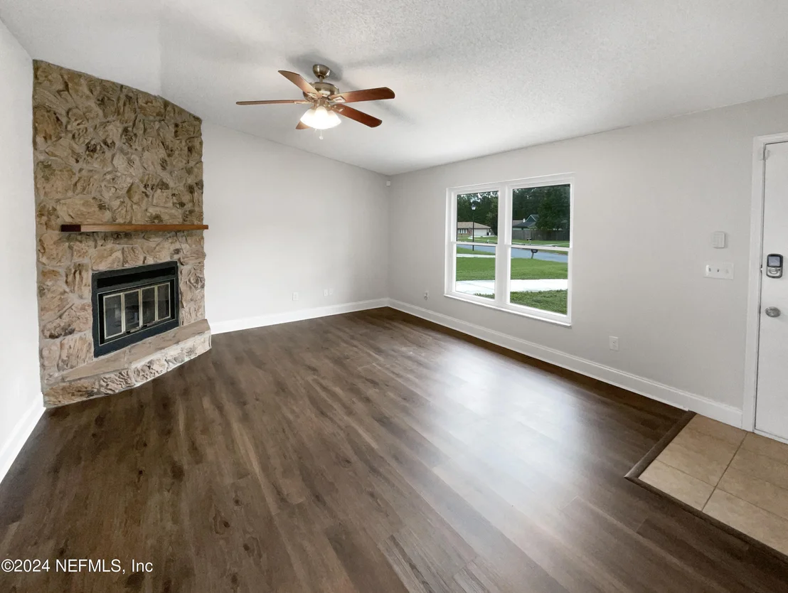 Photo of 2944 OLSON Lane N