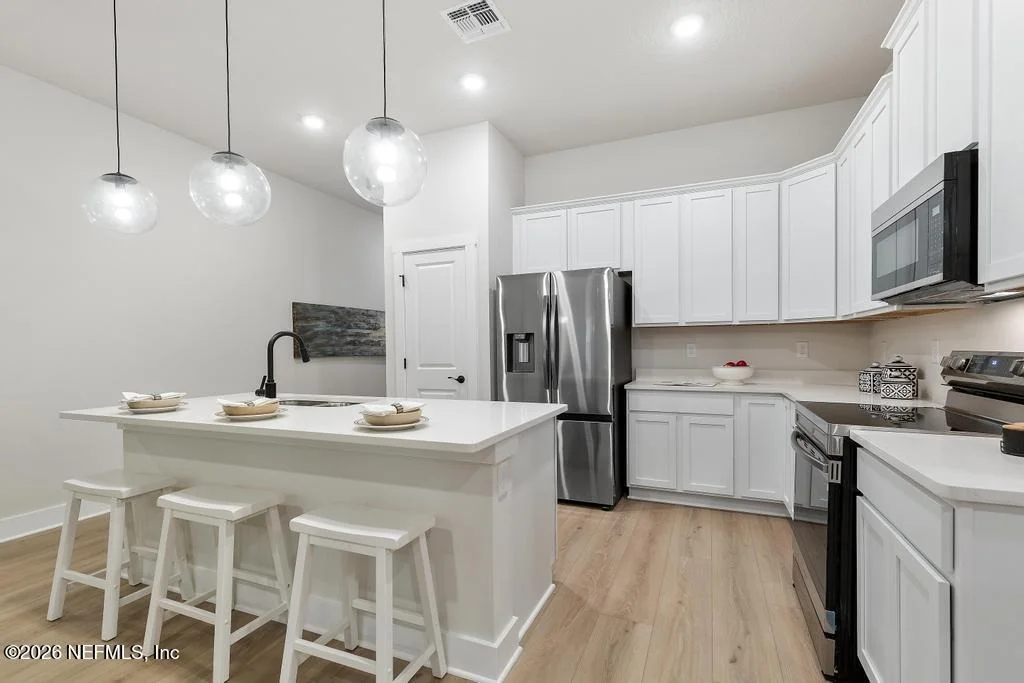Photo of 8871 HIPPS Road