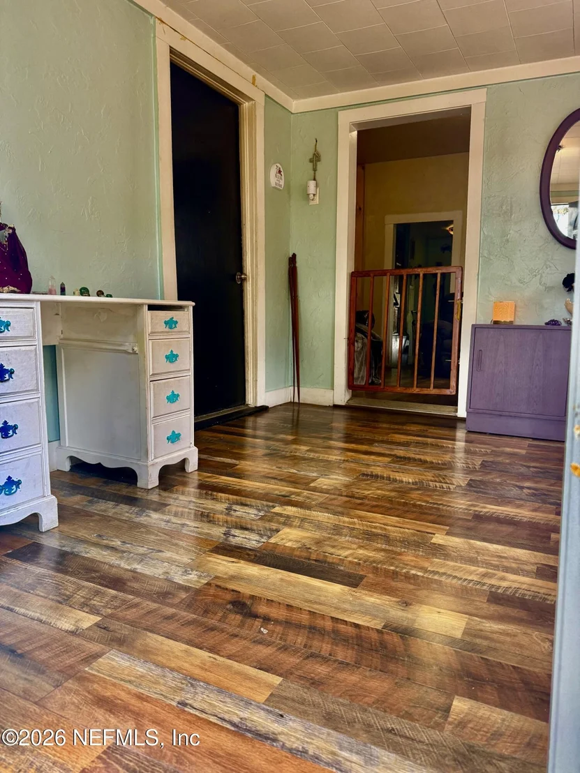 Photo of 503 LAUREL Street