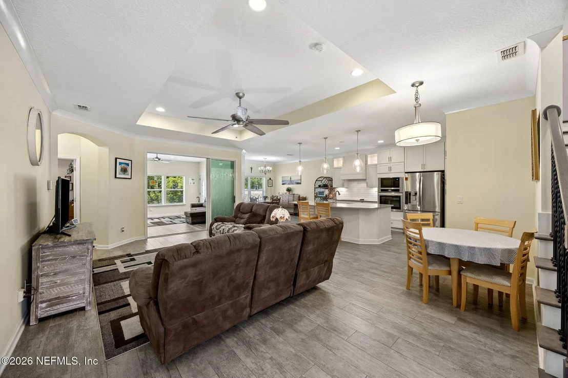 Photo of 96017 BREEZEWAY Court