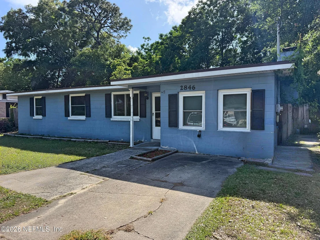 Photo of 2846 YELLOW PINE Drive
