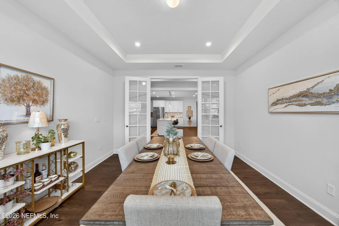 Photo of 85491 FALL RIVER Parkway