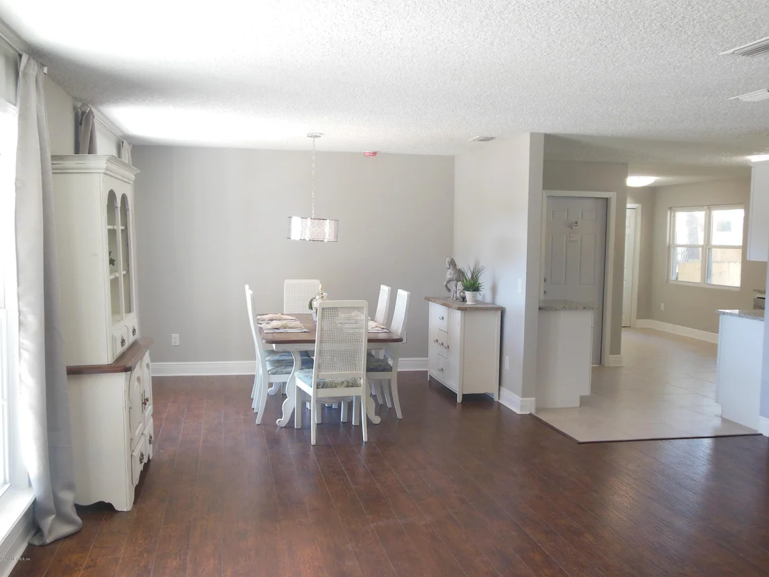 Photo of 277 FOXRIDGE Road