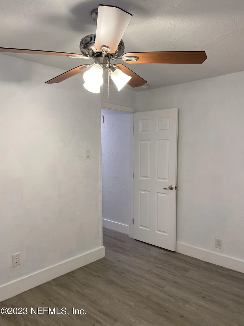 Photo of 420 AIKEN Street