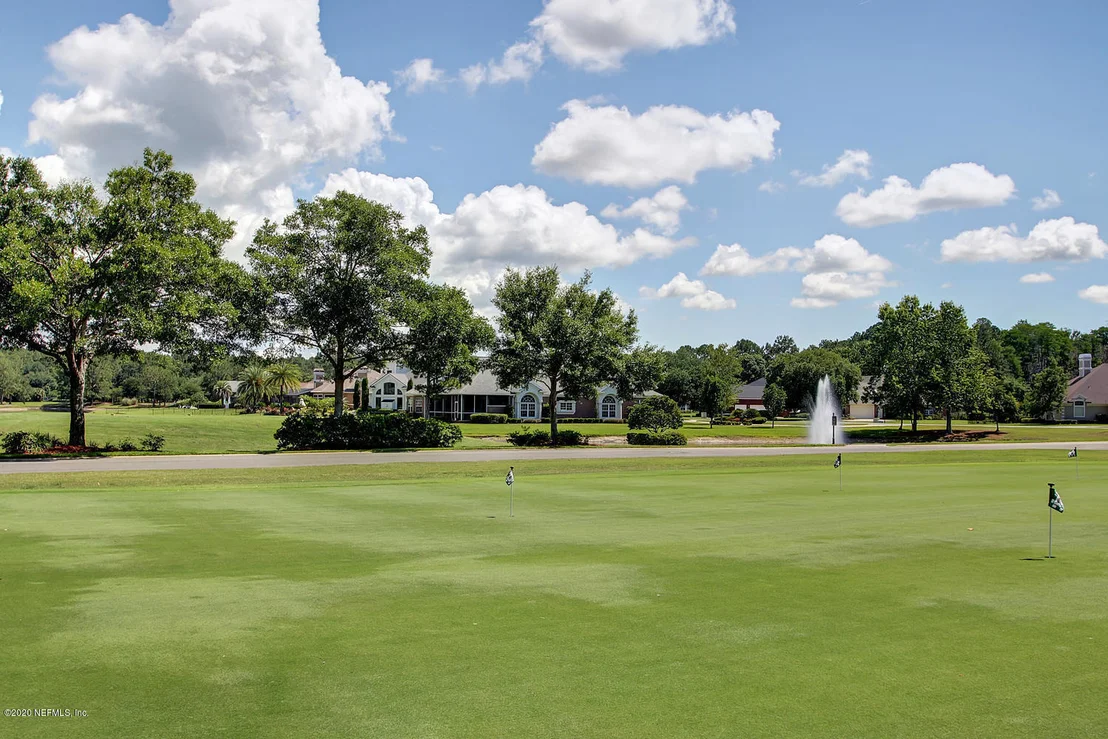 Photo of 8128 SUFFIELD Court