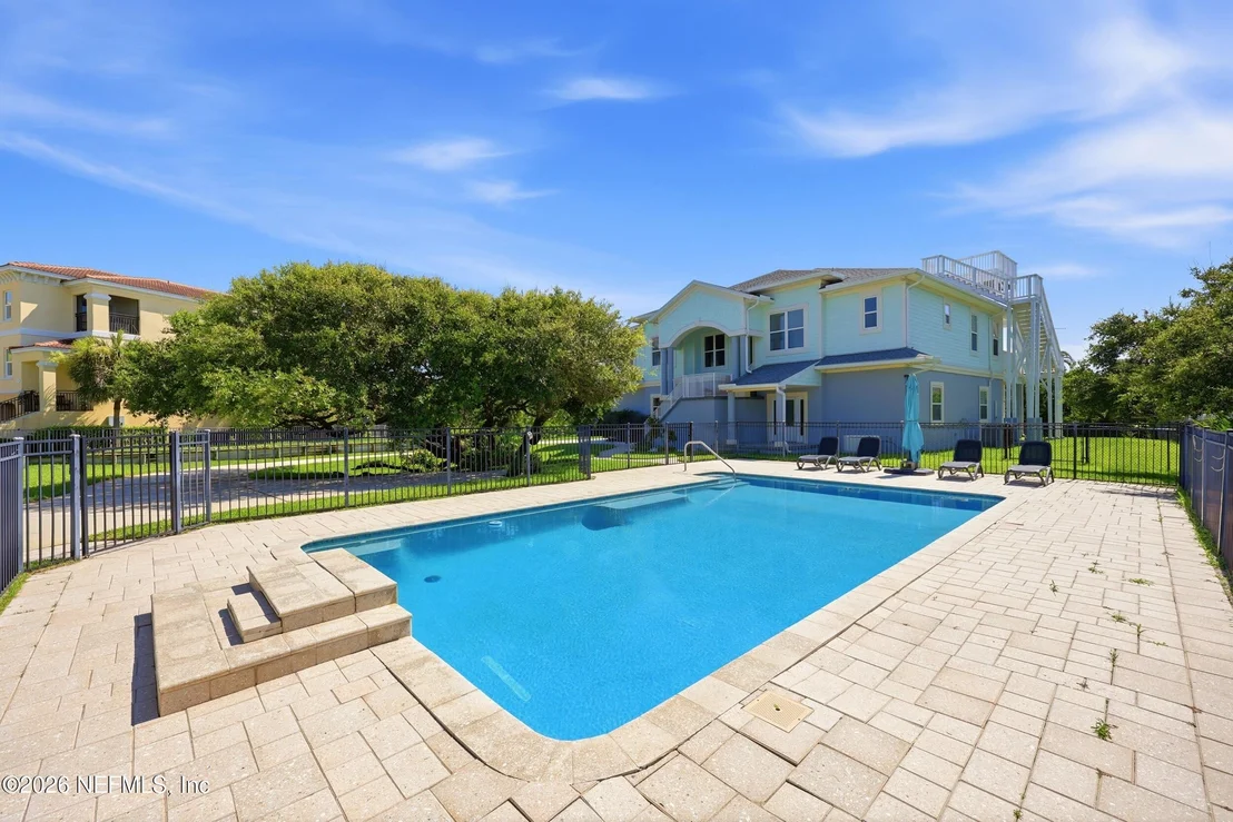 Photo of 500 SEAGATE Lane S