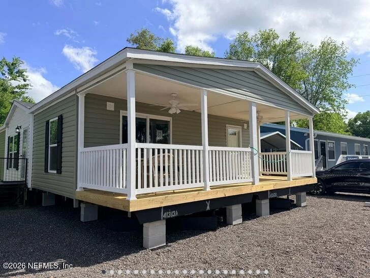 Photo of 140 ISLANDER Road
