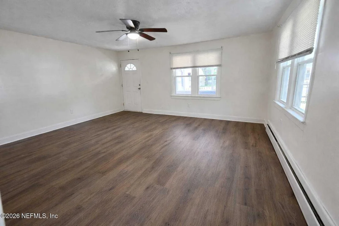 Photo of 3072 BESSENT Road