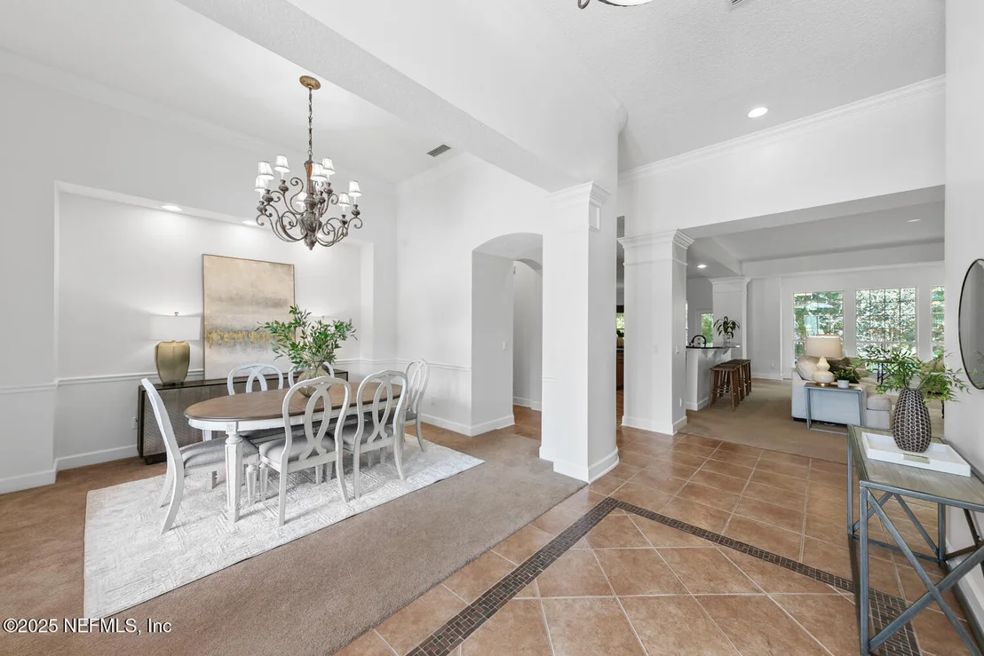 Photo of 148 LA MESA Drive