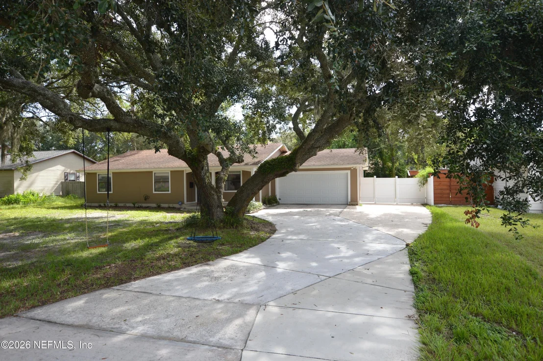 Photo of 2045 DERRINGER Road