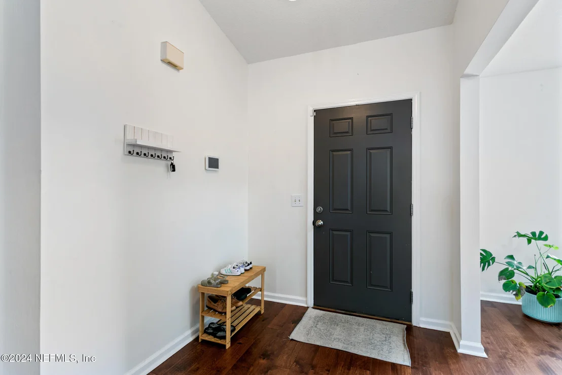 Photo of 10066 LIGHTNER Lane