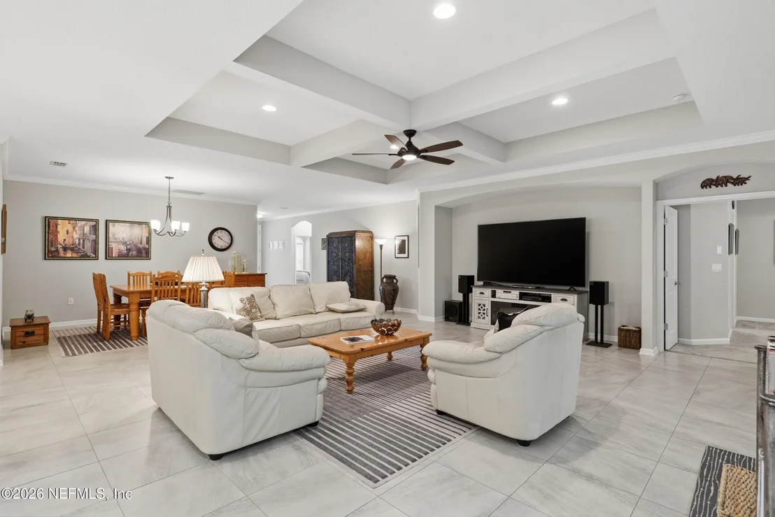 Photo of 24 GREENVIEW Lane