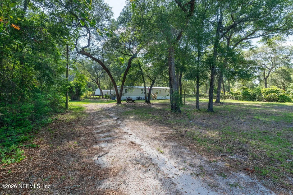 Photo of 8337 SINGLETON Place