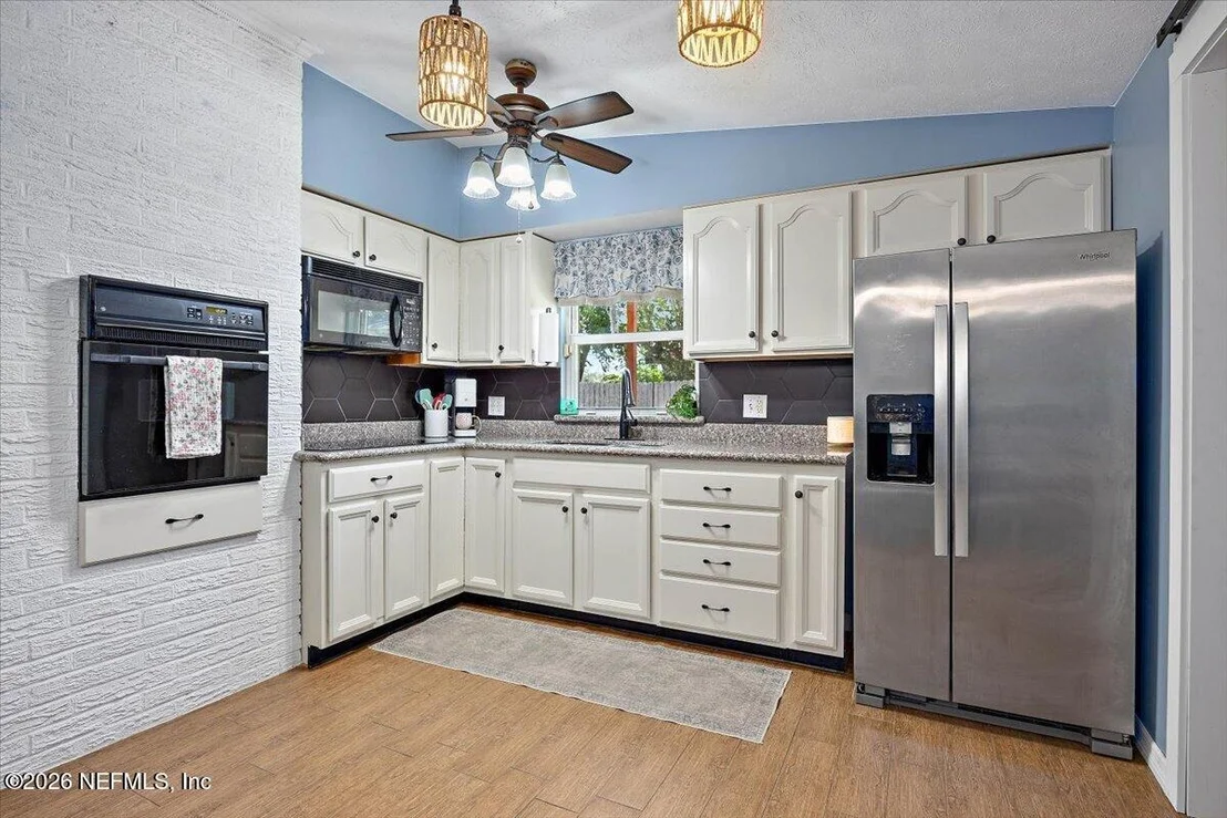 Photo of 11214 EMUNESS Road