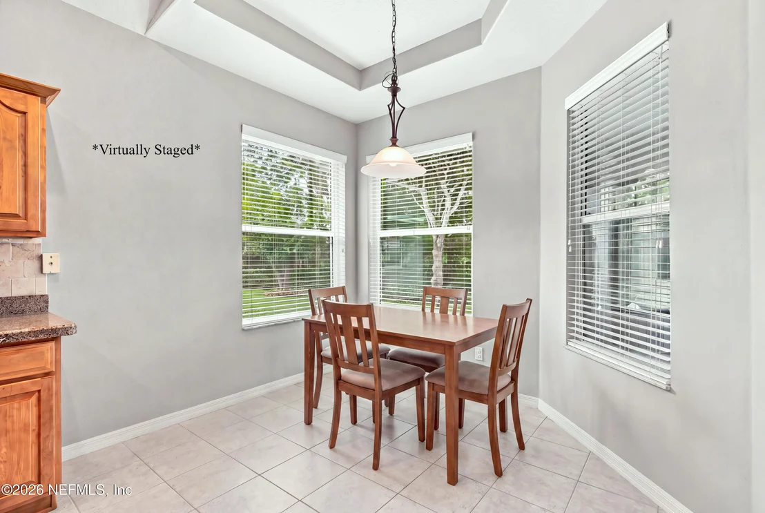 Photo of 629 KNOLLWOOD Lane