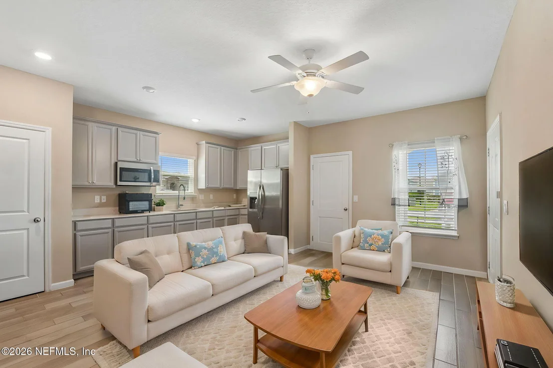 Photo of 3842 HEATHERBROOK Place