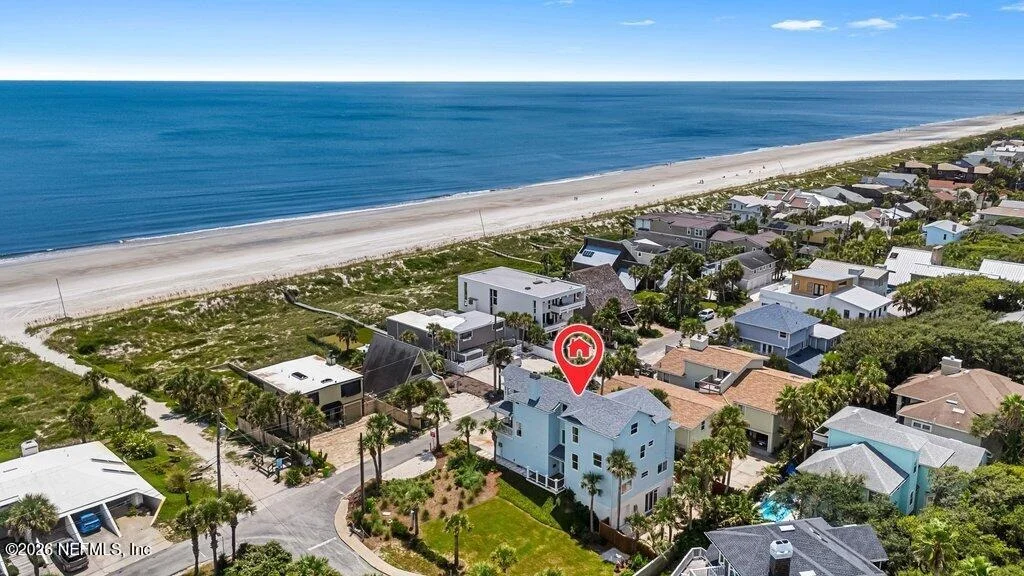 Photo of 1960 BEACH Avenue